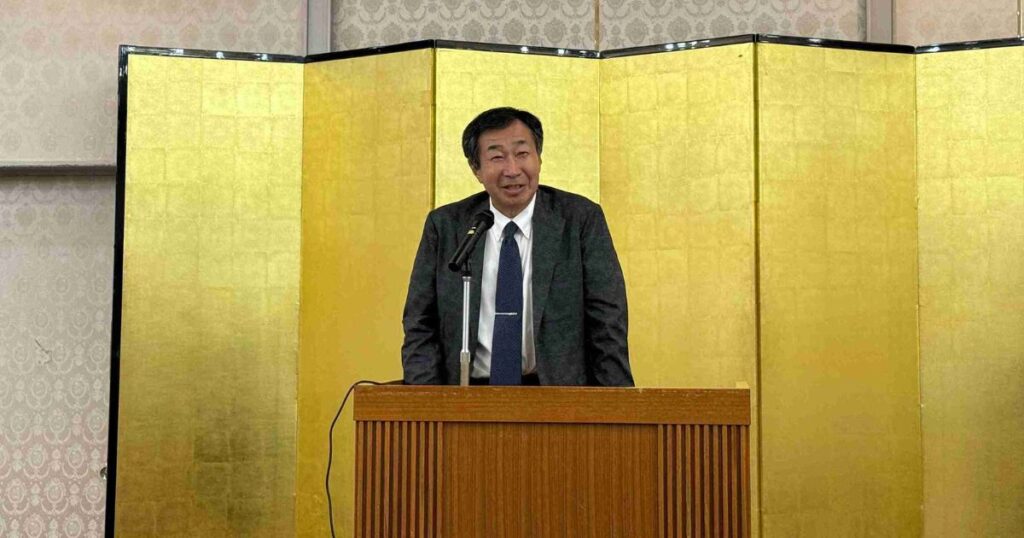 高橋特任教授による閉会の挨拶